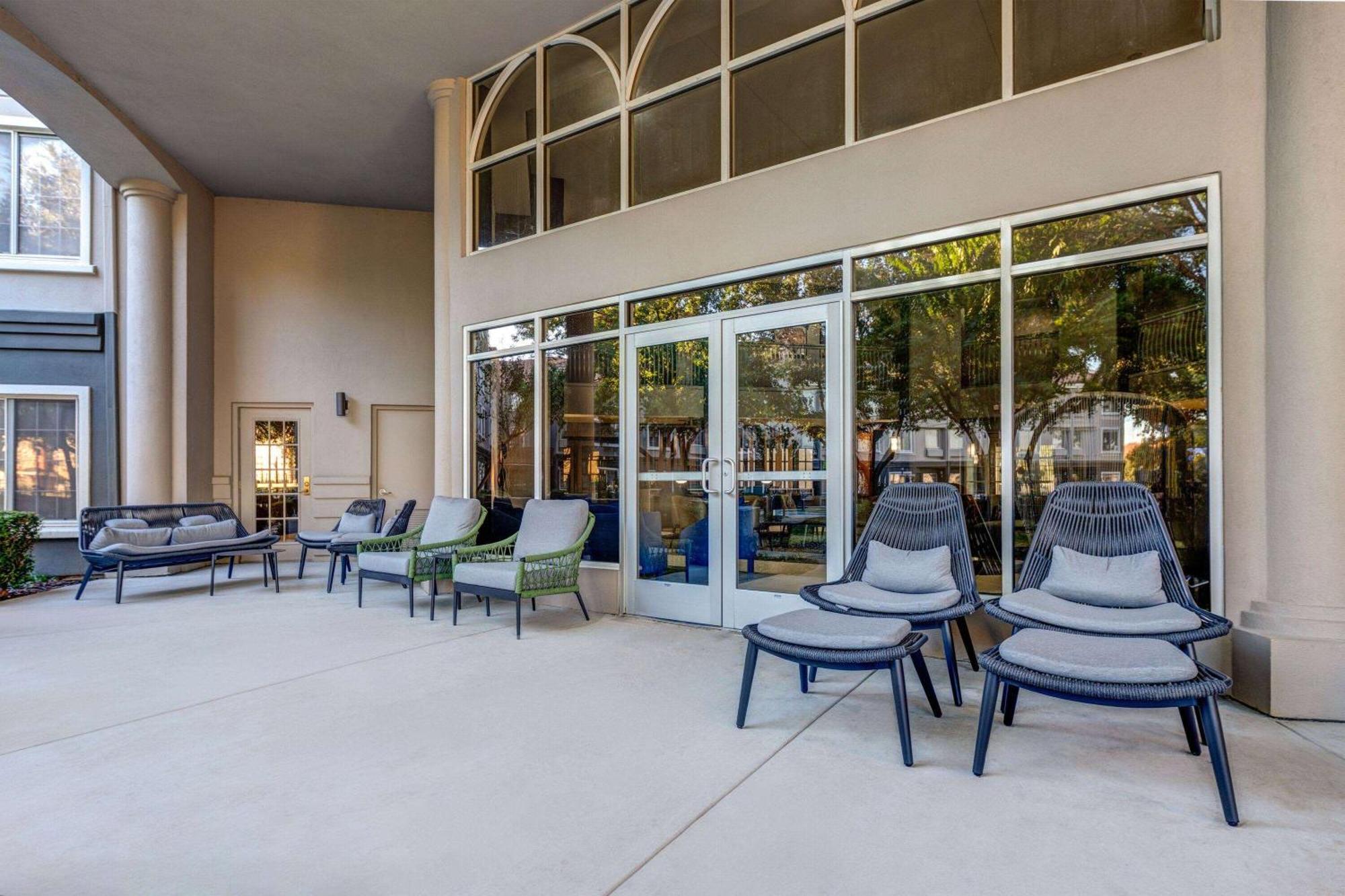La Quinta By Wyndham Dallas Dfw Airport North Irving Bagian luar foto
