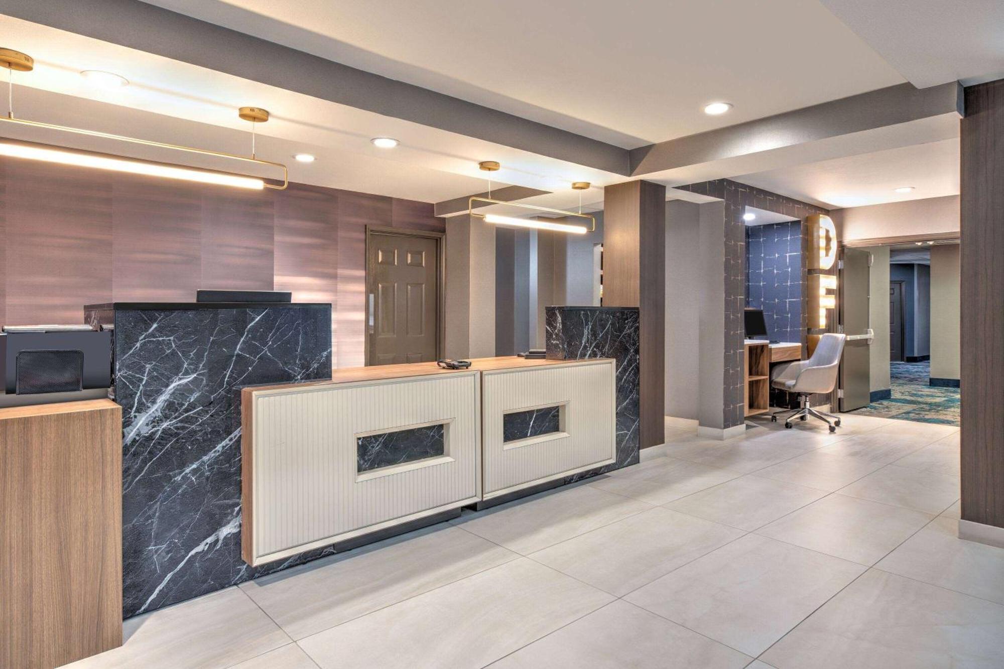 La Quinta By Wyndham Dallas Dfw Airport North Irving Bagian luar foto