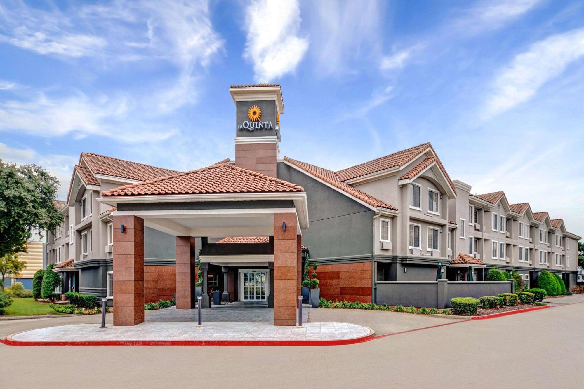 La Quinta By Wyndham Dallas Dfw Airport North Irving Bagian luar foto